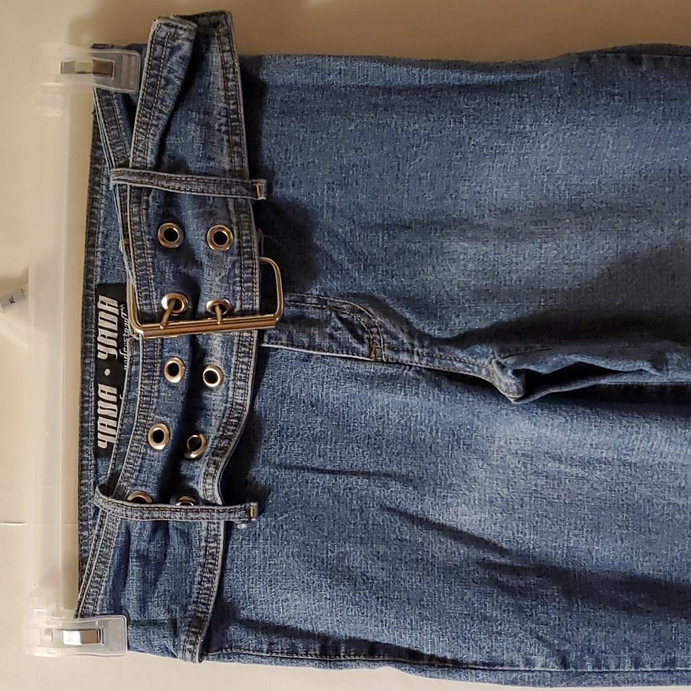 YADA YADA FREEDOM...UNDERSTOOD  JUNIOR SIZE 3 JEANS